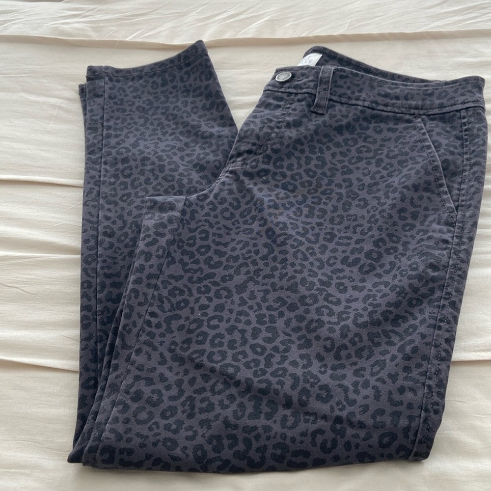 Leopard print denim jeans